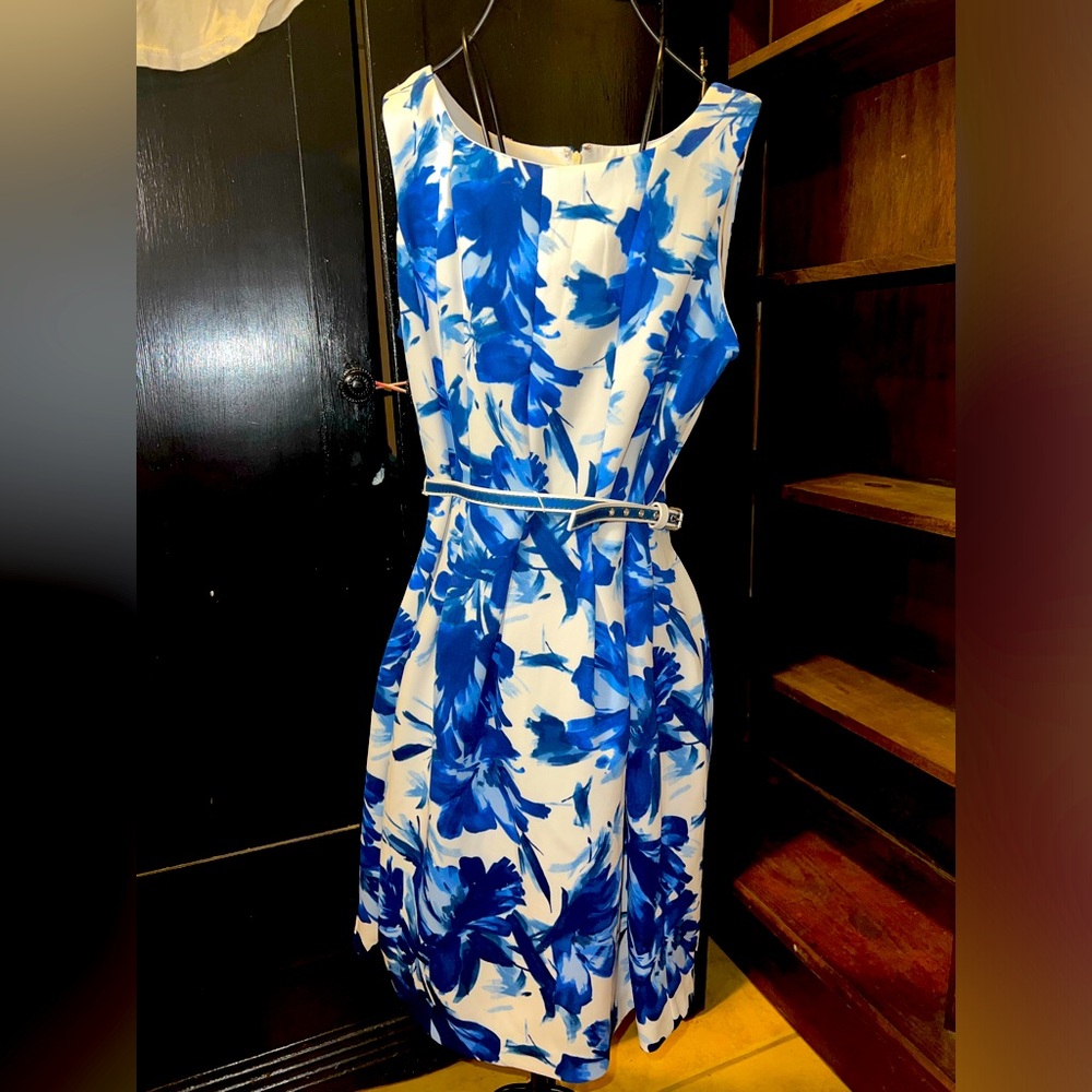 Beautiful Floral Blue & White Sundress
